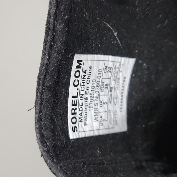 Sorel | Black Ankle Boots - Picture 10 of 12